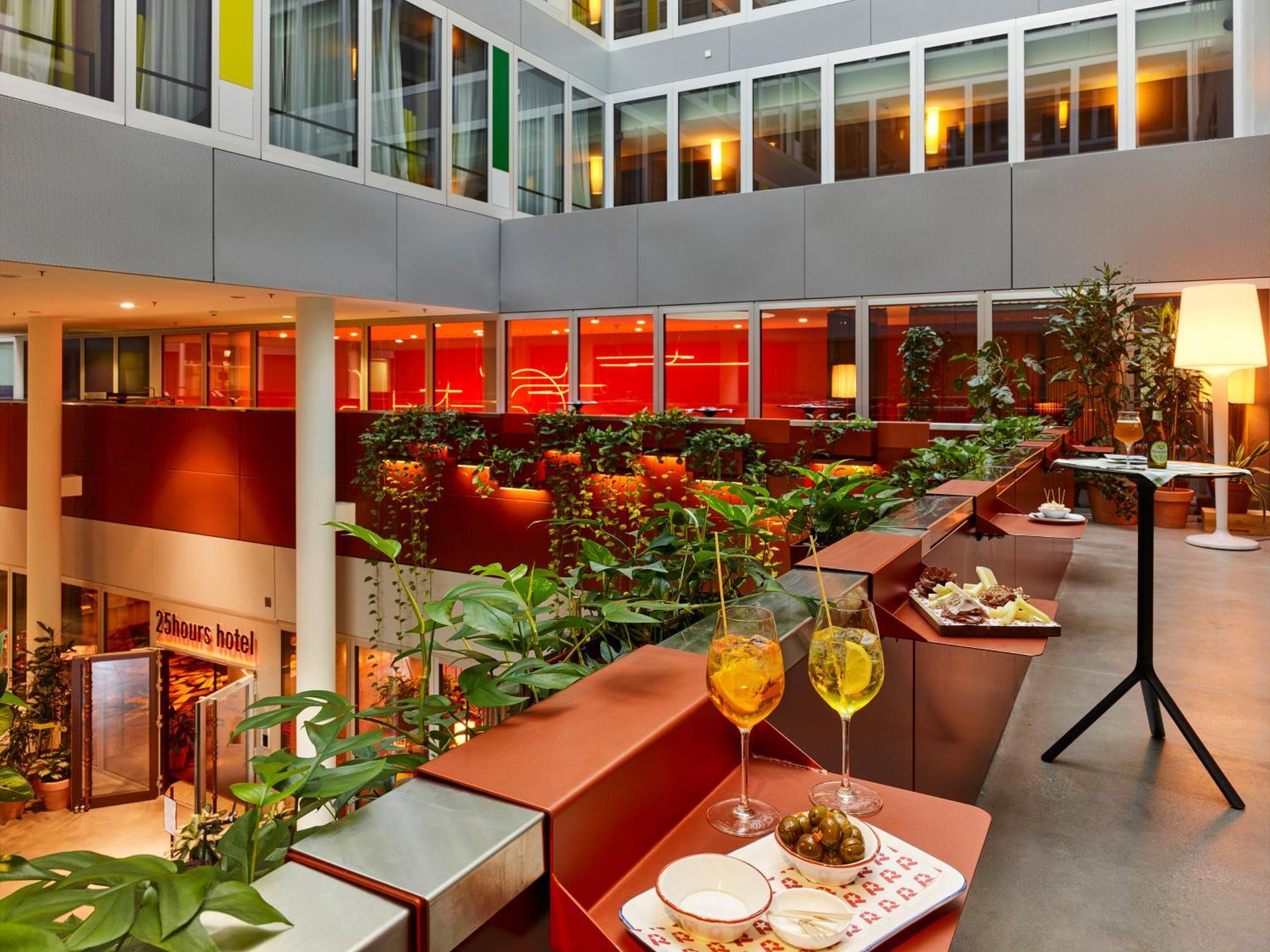 25Hours Hotel Zuerich West Екстериор снимка